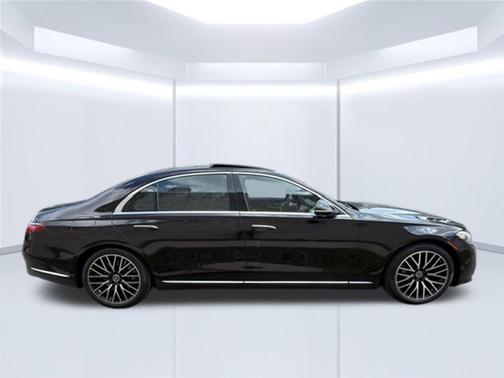 Black 2022 Mercedes-Benz S-Class 4MATIC