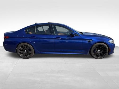 2022 BMW M5 Base