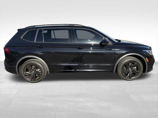 2023 Volkswagen Tiguan 2.0T SE R-Line Black 4MOTION