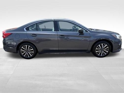 2018 Subaru Legacy Base
