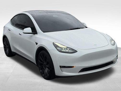 White 2021 Tesla Model Y Performance Dual Motor All-Wheel Drive