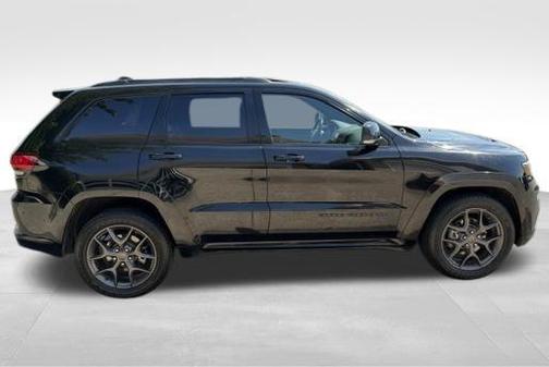 Diamond Black Crystal Pearlcoat 2020 Jeep Grand Cherokee Limited X