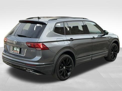 Platinum Gray Metallic 2021 Volkswagen Tiguan 2.0T SE R-Line Black 4MOTION