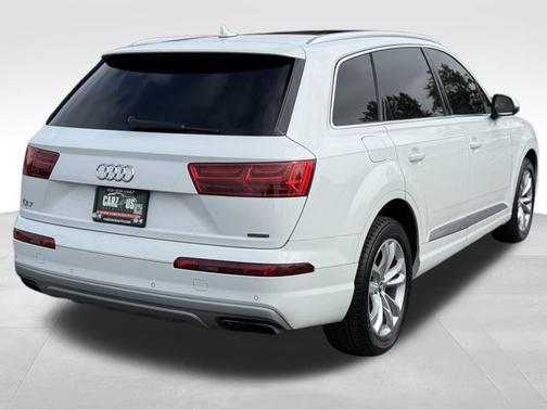 2019 Audi Q7 55 Premium Plus