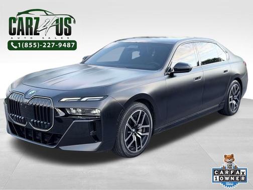 Black Sapphire Metallic 2023 BMW 760 i xDrive