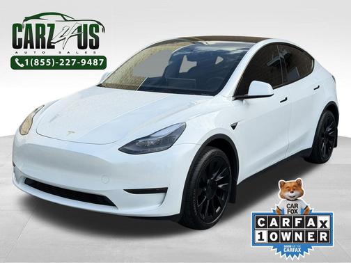 White 2024 Tesla Model Y Long Range Dual Motor All-Wheel Drive