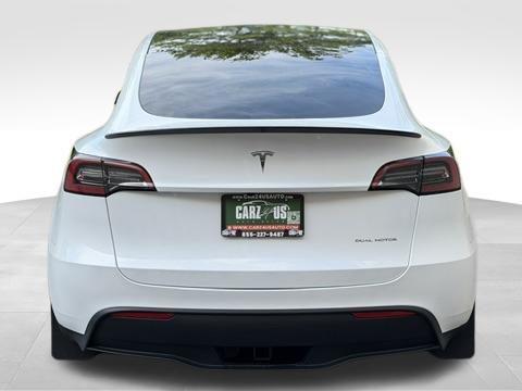 White 2024 Tesla Model Y Long Range Dual Motor All-Wheel Drive