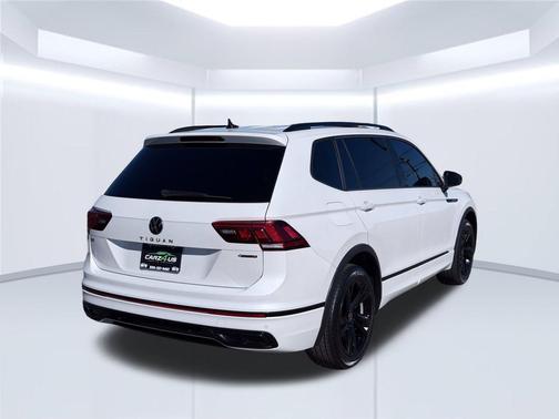 White 2023 Volkswagen Tiguan 2.0T SE R-Line Black 4MOTION