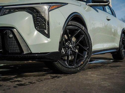 2025 Kia K4 GT-Line Turbo