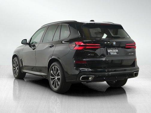 Black Sapphire Metallic 2026 BMW X5 xDrive40i