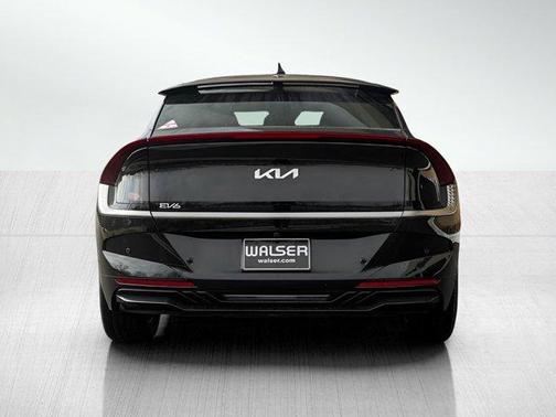 2025 Kia EV6 Wind