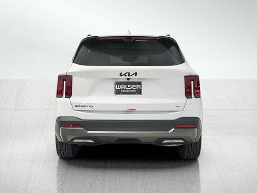 Snow White Pearl 2026 Kia Sorento Hybrid X-LINE SX PRESTIGE