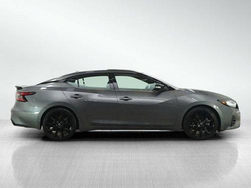 2021 Nissan Maxima SR
