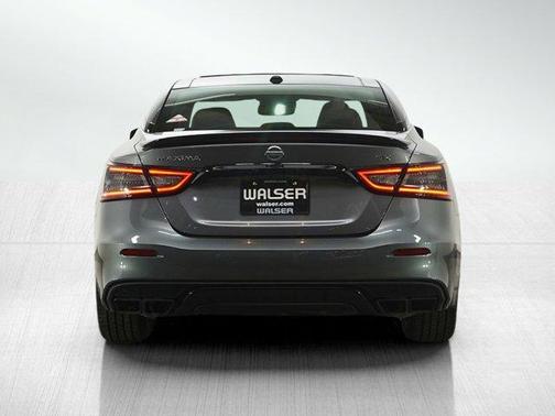 2021 Nissan Maxima SR