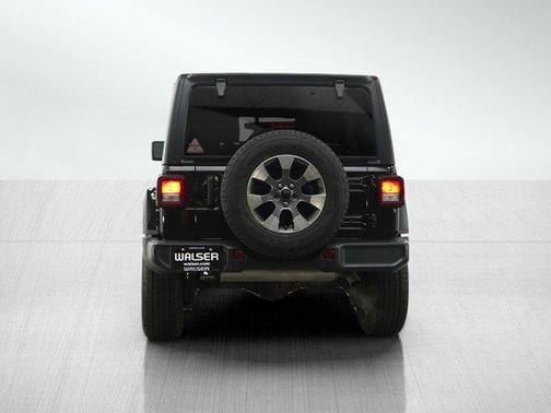 Black Clearcoat 2023 Jeep Wrangler Sahara
