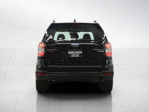 Crystal Black Silica 2016 Subaru Forester 2.5i Limited