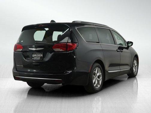 2018 Chrysler Pacifica Touring-L Plus