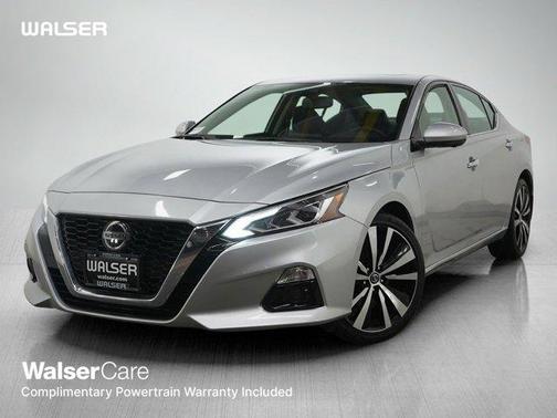 Brilliant Silver Metallic 2019 Nissan Altima 2.5 Platinum