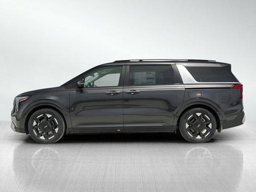 Metal 2026 Kia Carnival EX