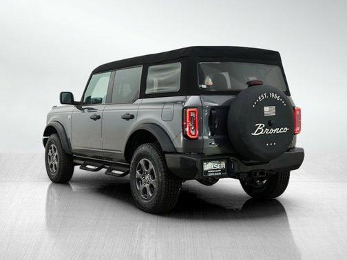 Carbonized Gray Metallic 2023 Ford Bronco Big Bend