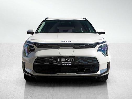 Snow White Pearl 2026 Kia Niro EV Wind