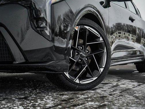 Aurora Black Pearl 2026 Kia K4 GT-LINE