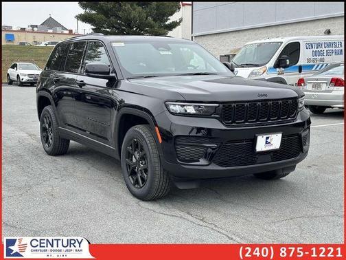2025 Jeep Grand Cherokee Laredo