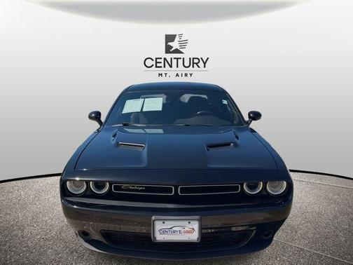 2017 Dodge Challenger SXT