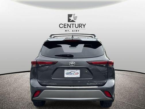 2024 Toyota Highlander Platinum