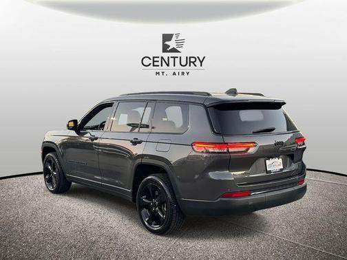 2022 Jeep Grand Cherokee L Laredo