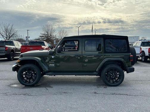 2024 Jeep Wrangler 4xe Sahara