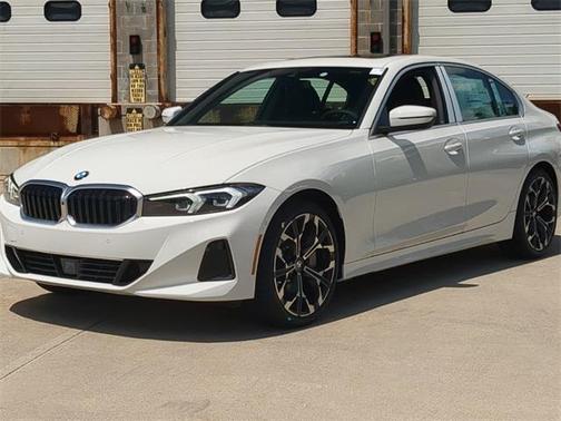 2025 BMW 330 i xDrive
