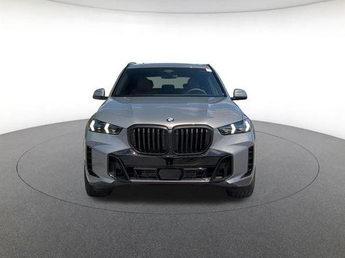 Skyscraper Grey Metallic 2026 BMW X5 xDrive40i