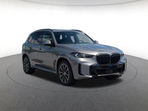 Skyscraper Grey Metallic 2026 BMW X5 xDrive40i