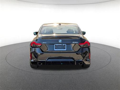 2026 BMW 230 i xDrive