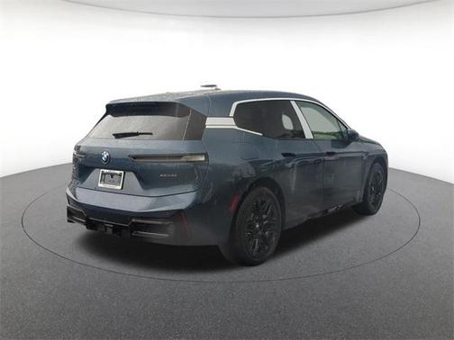 2026 BMW iX xDrive60