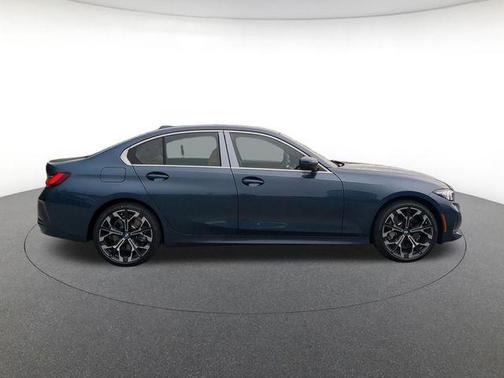 Arctic Race Blue Metallic 2026 BMW 330 xDrive NA