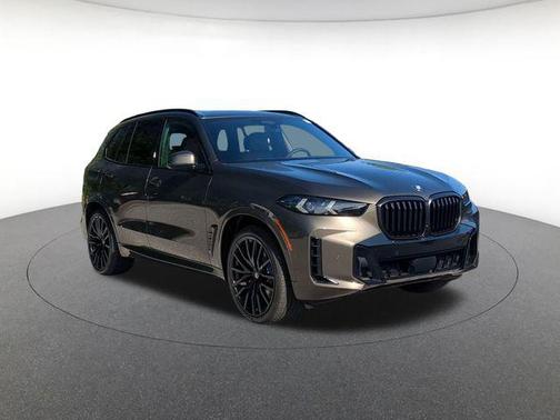 Green Metallic 2026 BMW X5 xDrive40i