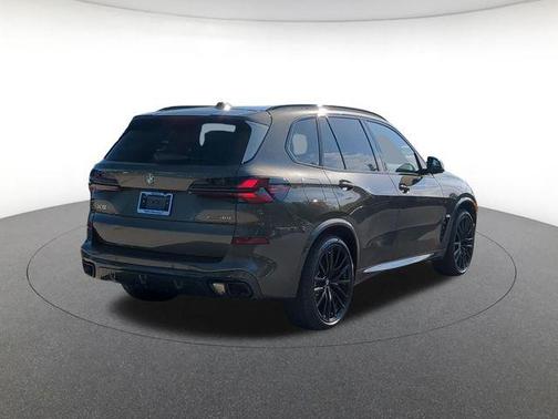 Green Metallic 2026 BMW X5 xDrive40i