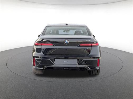2026 BMW 740 xDrive