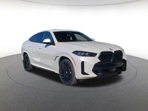 Mineral White Metallic 2027 BMW X6 xDrive40i