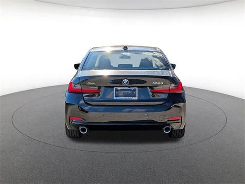 2026 BMW 330 xDrive NA