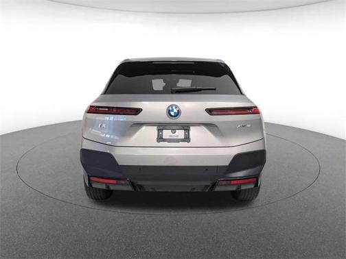 2025 BMW iX xDrive50