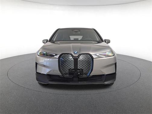 2025 BMW iX xDrive50