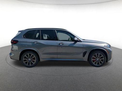 Gray Metallic 2026 BMW X5 xDrive40i