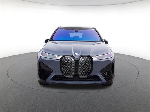 2025 BMW iX xDrive50