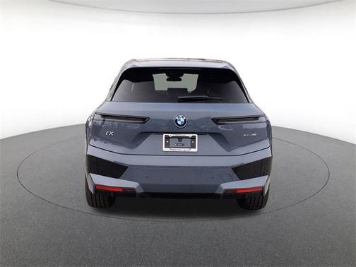 2025 BMW iX xDrive50