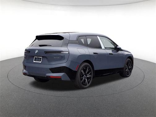 2025 BMW iX xDrive50