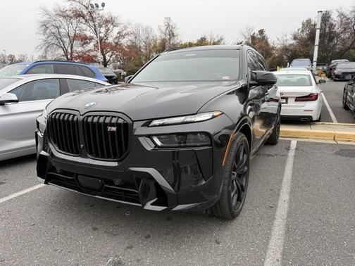 2024 BMW X7 M60i