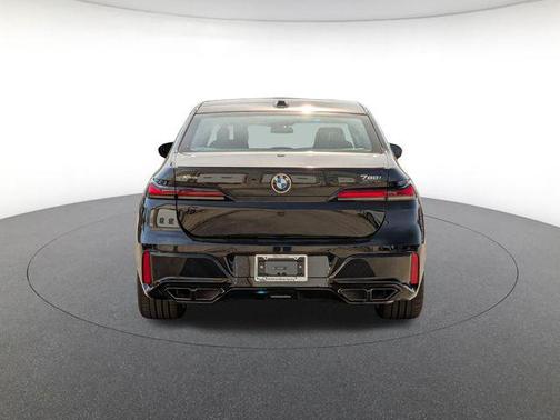 2026 BMW 760 760i xDrive